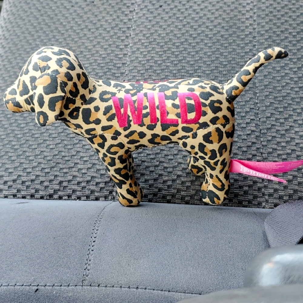Pink Victoria's Secret dog Wild Pink animal leopard print
